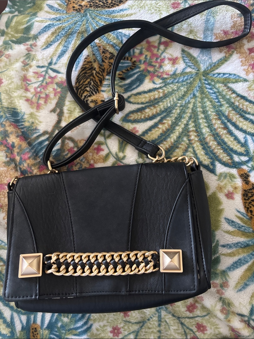 Jessica Simpson Black Crossbody Bag with Gold Chain Detail
